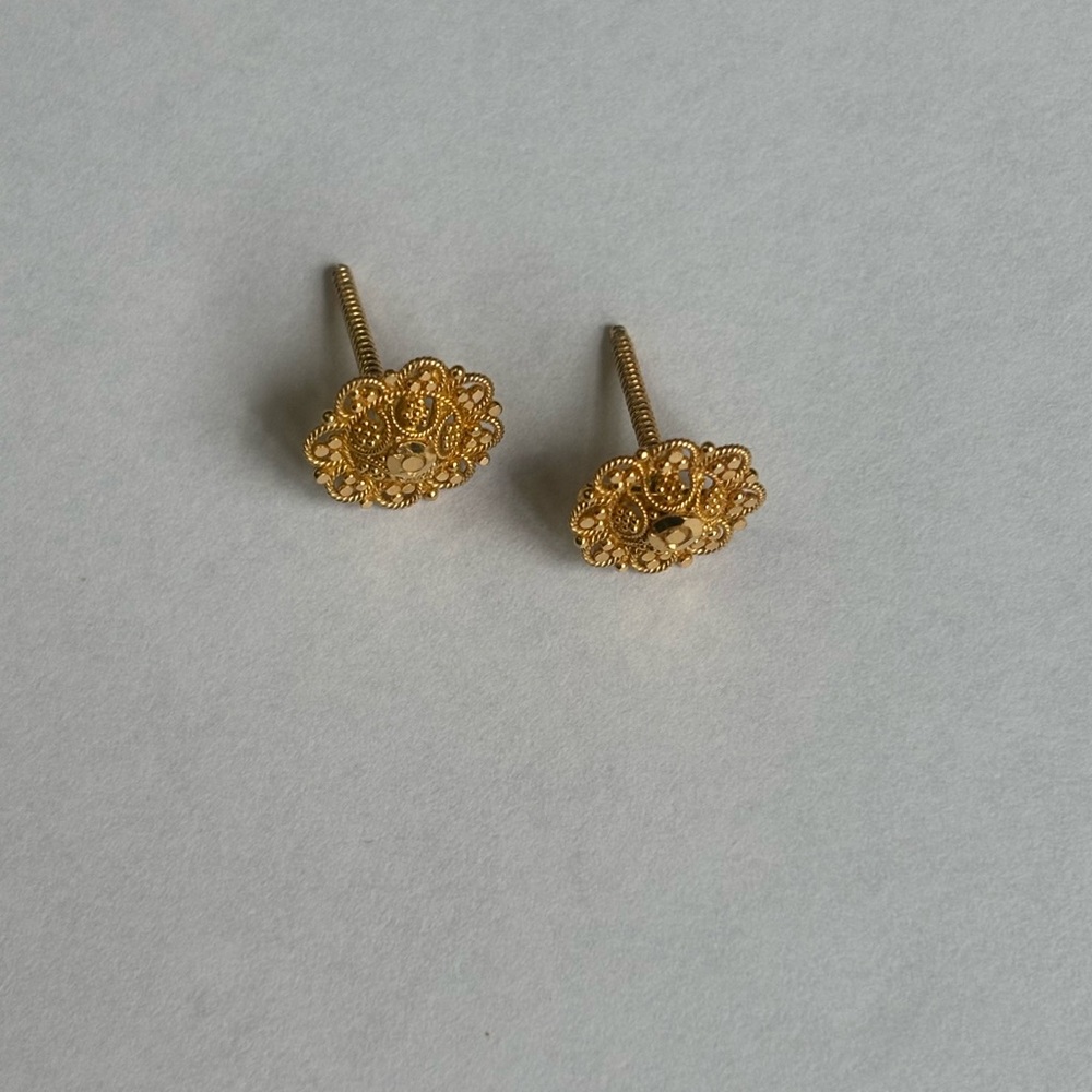Elegant Gold Floral Stud Earrings 22 k solid gold
